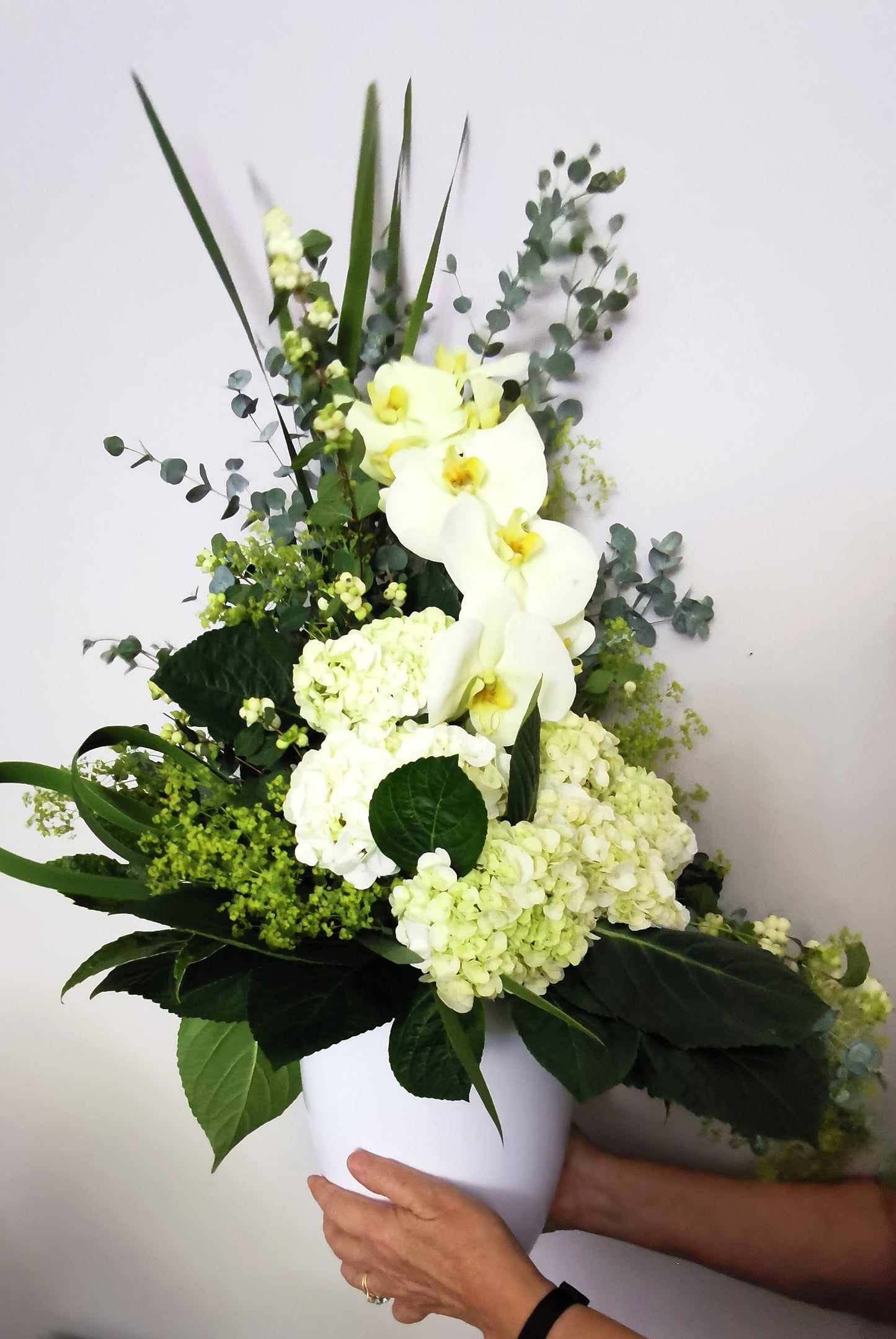 Floral Arrangement (Free delivery to some areas of Dublin)